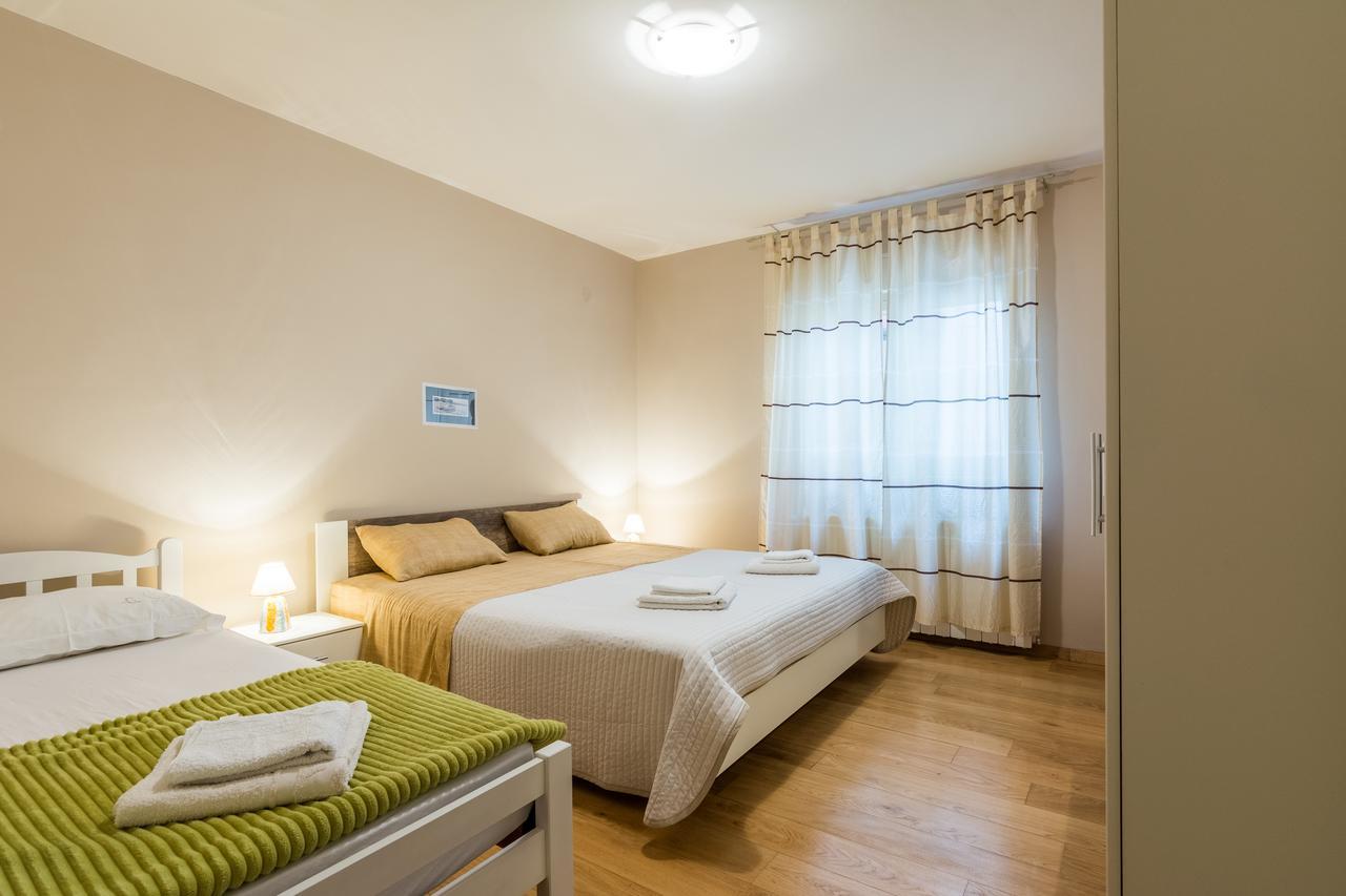Apartment Jeger Povljana Exterior photo